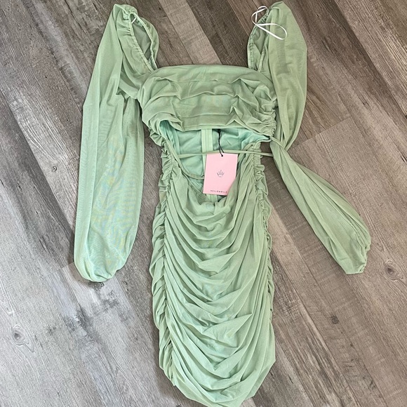 Hello Molly Long Flight Dress - Picture 4 of 6